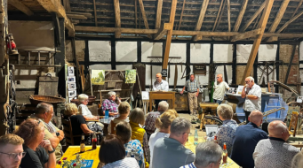 Viele Teilnehmer beim CI-Stammtisch